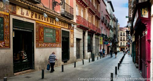 Calle　｢マドリードの旧市街路地｣　　MADRID　　475